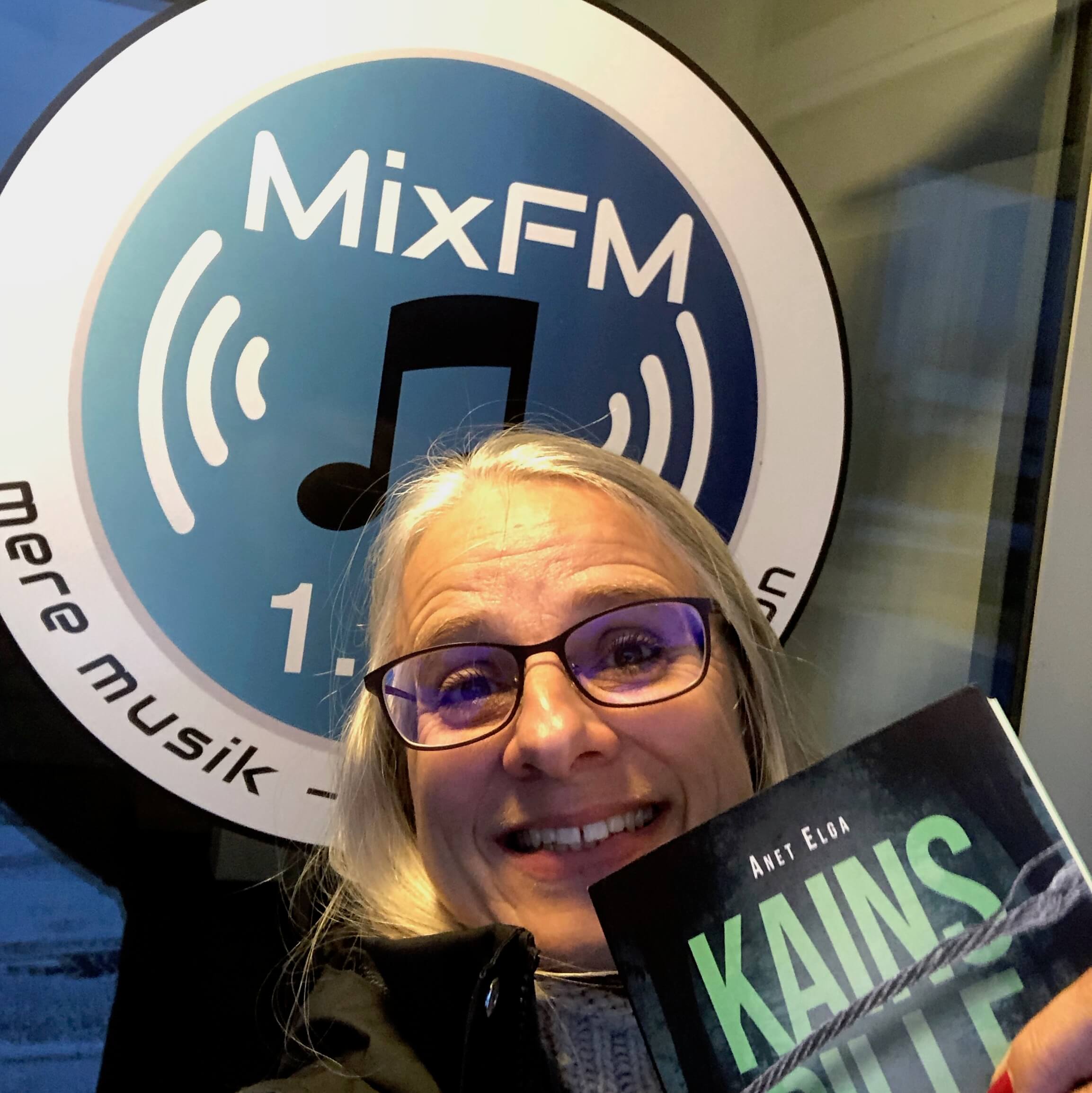 Anette Ellegaard/Anet Elga i radioMixFM